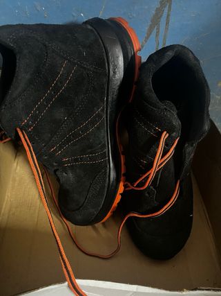 Zapatos de seguridad negros