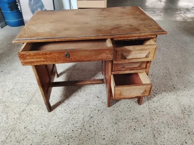 Escritorio antiguo vintage
