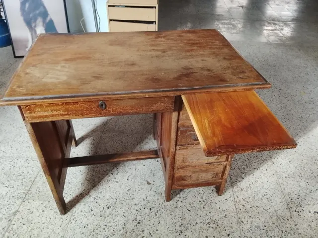 Escritorio antiguo vintage