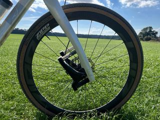 Bicicleta gravel Lauf full carbon