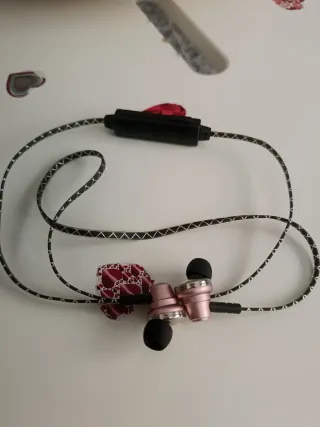 Auriculares Bluetooth Rosa y Negro