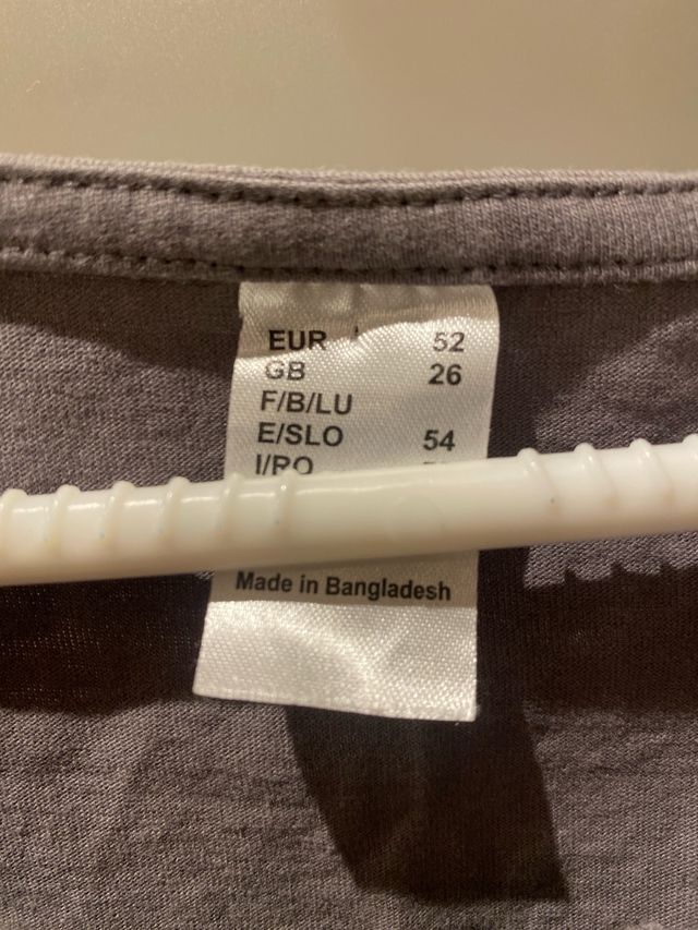 Camiseta gris manga 3/4