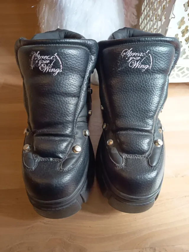 Zapatillas plataforma Bershka negras T.39