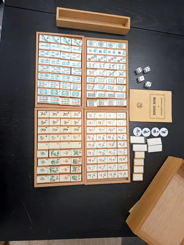 Mahjong de madera