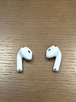 Airpods 4 con cancelación de ruido