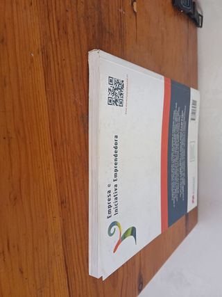 EIE Empresa e Iniciativa Emprendedora 13