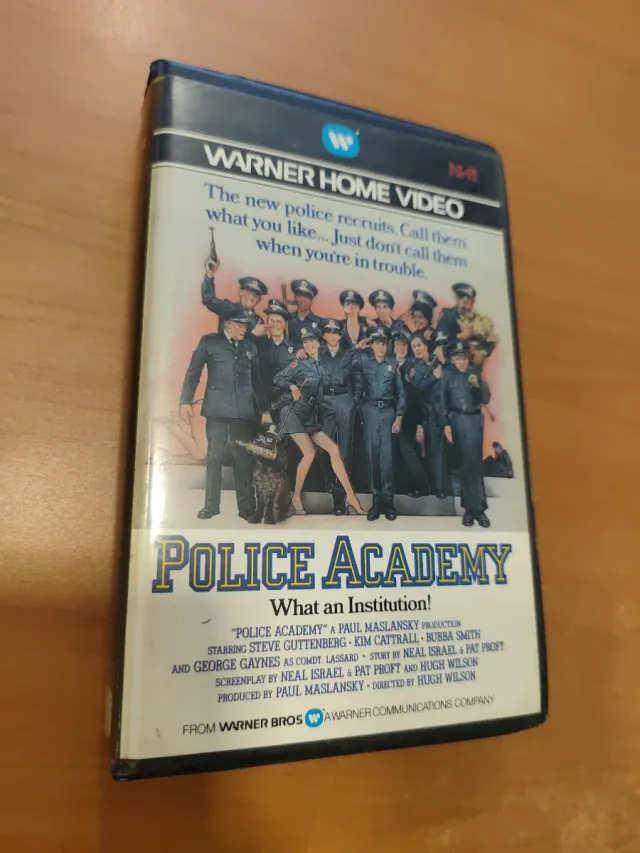 Police Academy VHS primera edición, importada.
