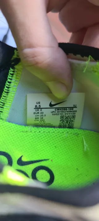 Nike Air Max 2090 (Talla 40)