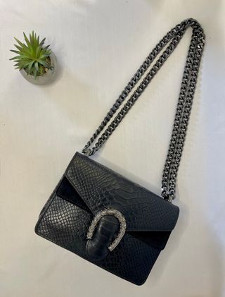 Bolso negro piel 
