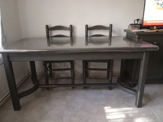 Muebles de comedor gris