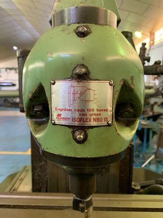 Fresadora CME FU-1200C