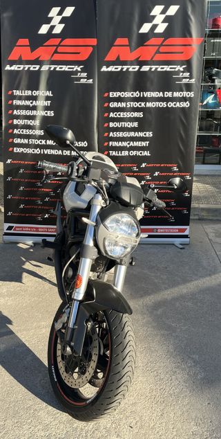 DUCATI MONSTER 696