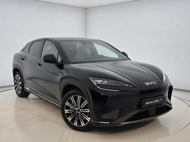 BYD Sealion 7 Comfort  313 82,5kwh 2026 - foto 1