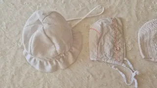 Lote Ropa Bebé: Gorros y Pololos