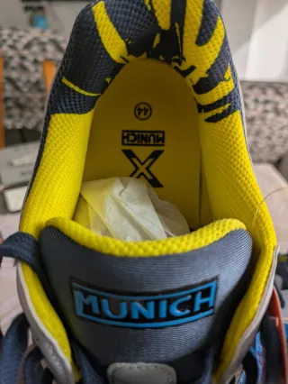 Zapatillas Munich Nuevas Talla 44