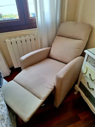 Sillón reclinable beige tela mecánico