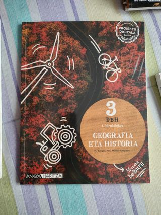3 DBH Geografía e Historia.
