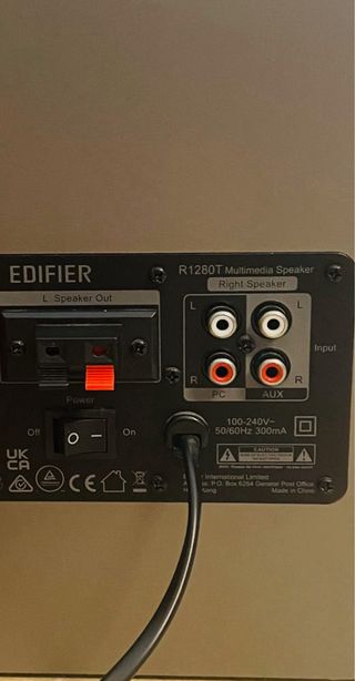 Altavoces Edifier Activos Marrones y Grises