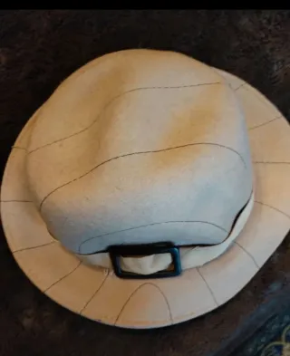 Cappello donna beige