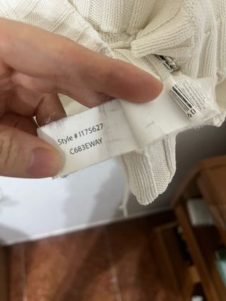 Jersey con capucha TEX by MaxAzria M con elástico 