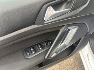 Peugeot 308 SW Style BlueHDi 130 S&S
