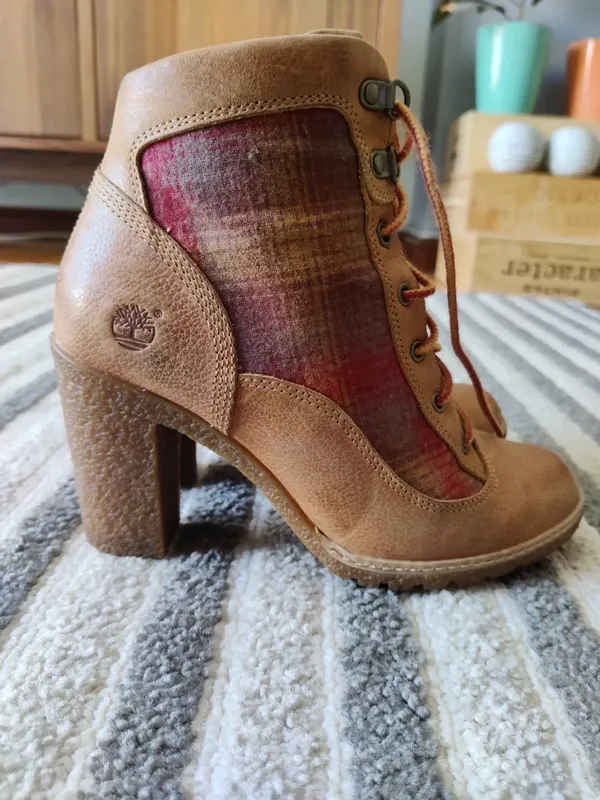 Botas Timberland Castanhas Xadrez Salto Alto