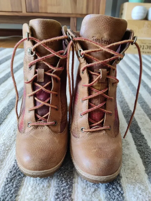 Botas Timberland Castanhas Xadrez Salto Alto