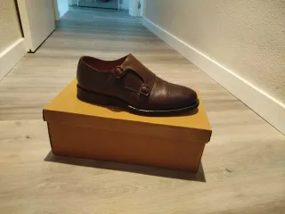 Scarpe eleganti da uomo in pelle