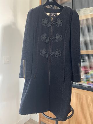 Abrigo midi negro Edith & Ella