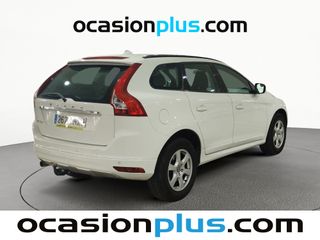 Volvo XC60 D3 Kinetic Auto 100 kW (136 CV)