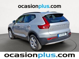 Volvo XC40 B3 G Essential Auto 120 kW (163 CV)