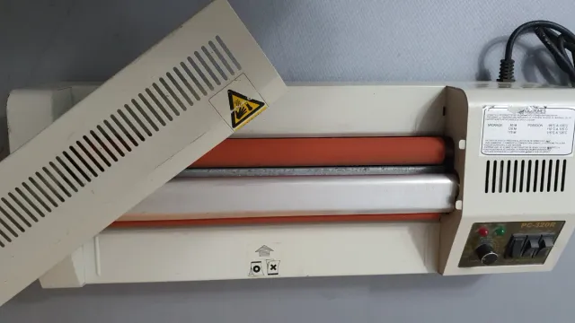 Laminadora plastificadora Yosan A3 Profesional