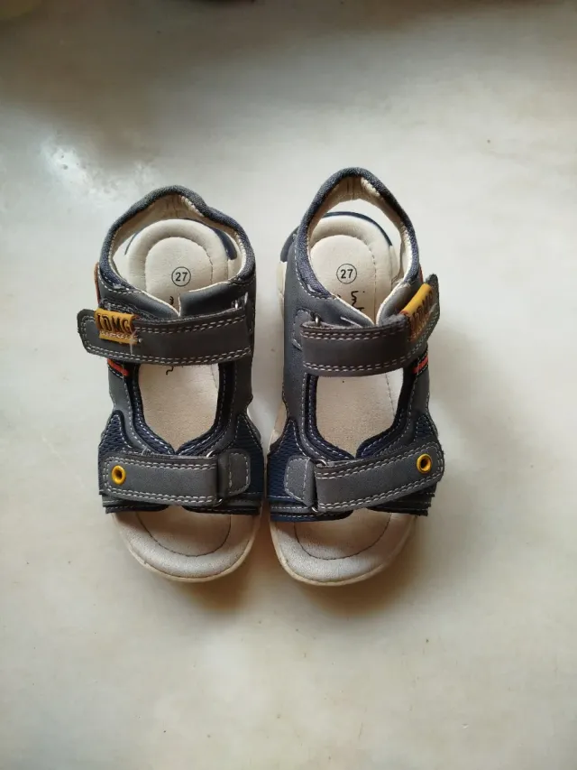 Sandalias niño talla 27