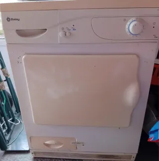 Lavadora  y secadora con fallo