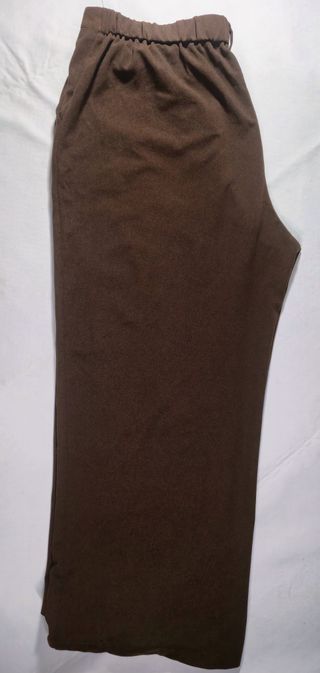 Pantalón vestir marrón oscuro