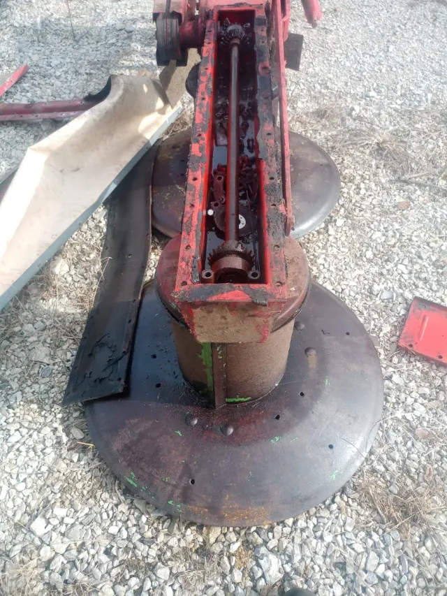 Segadora rotativa agrícola