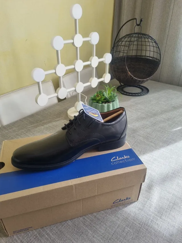 Zapatos de Piel Clarks Hombre Negros Nuevos T.43