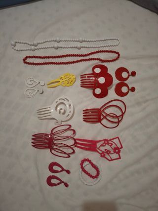 Accesorios Flamenca niñas: Collares y Peinetas