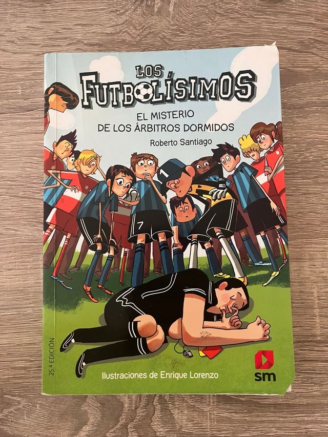 Los Futbolísimos 1: El misterio de los árbitros...