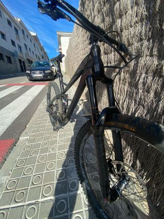 Bici Enduro Ghost Negra