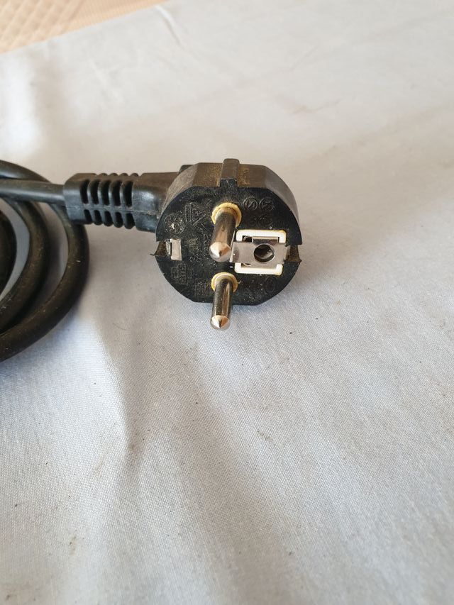 Lote 1 de: Cable de alimentación europeo