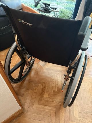 Silla de ruedas plegable Breezy 250