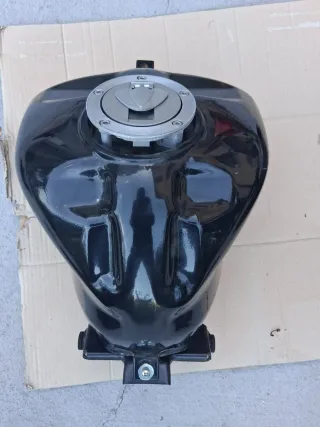 Serbatoio Keeway RKF 125 nero