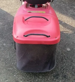 Cortacésped Kuril CR610