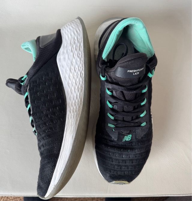 Zapatillas New Balance Running Negras y Turquesa