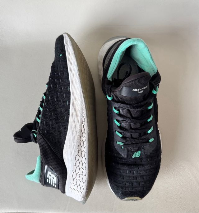 Zapatillas New Balance Running Negras y Turquesa