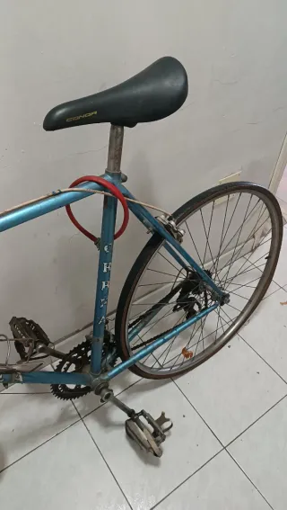 Bicicleta antigua de carretera