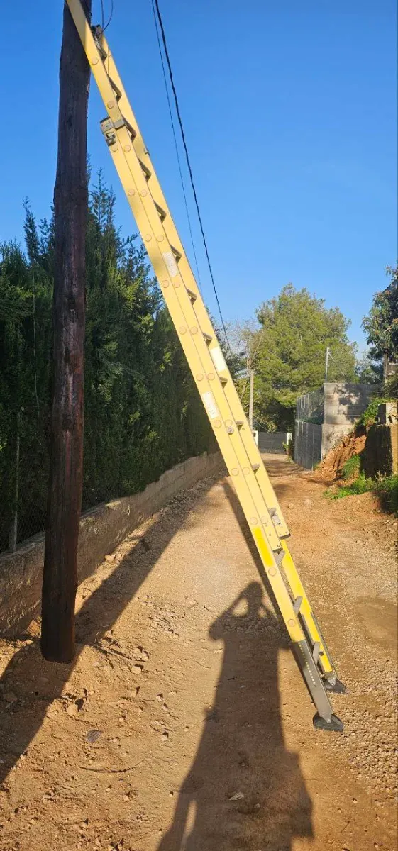 Alquiler Escalera fibra 12 peldaños