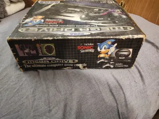 Console nera Sega Mega Drive a 16 bit