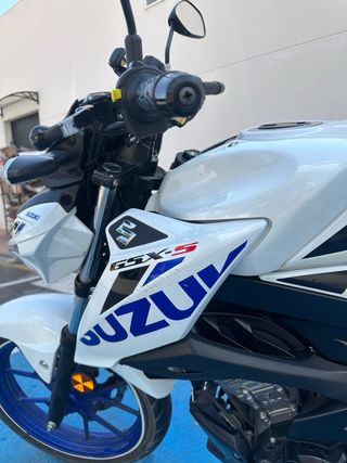 Suzuki GSX-S 125 ABS Blanca 2021